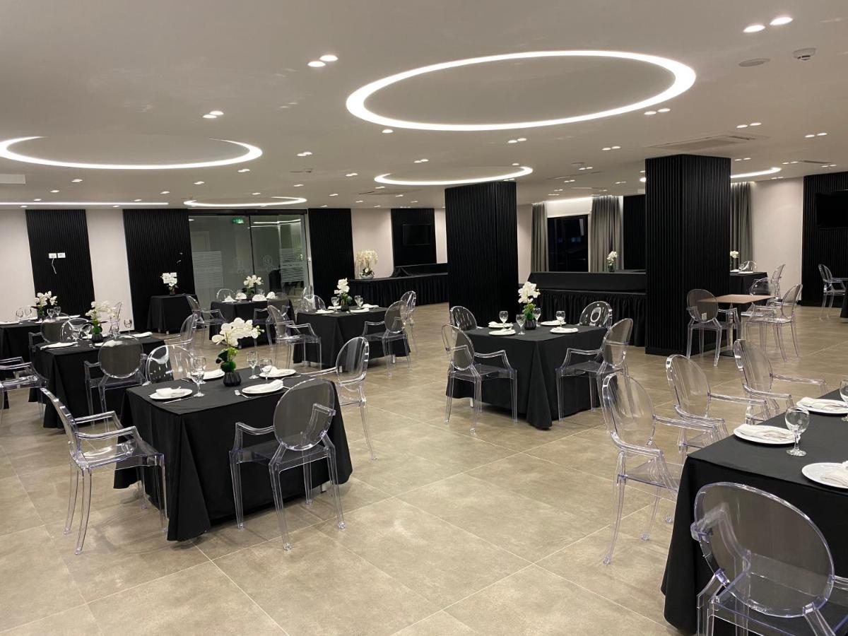 Hotel Delta Premium Дуррес Экстерьер фото