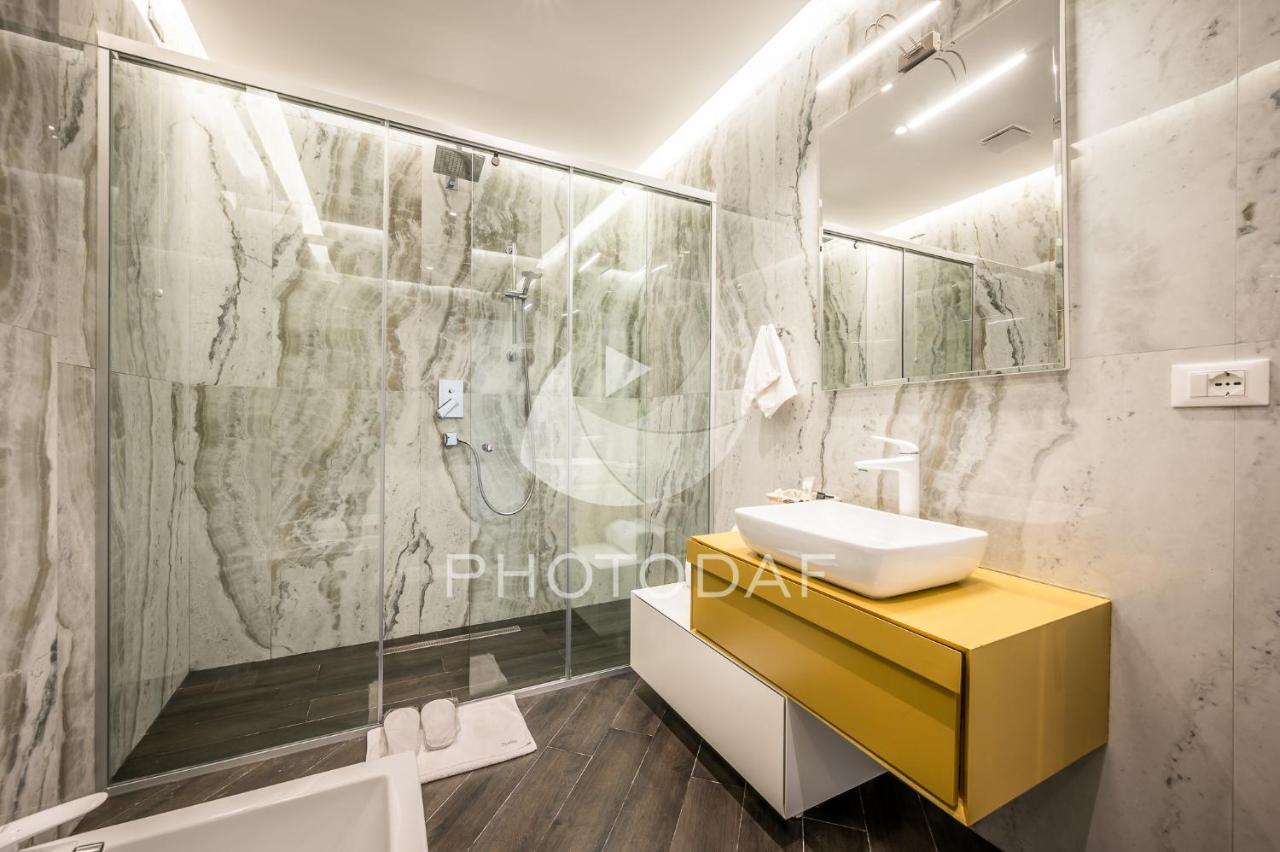 Hotel Delta Premium Дуррес Экстерьер фото