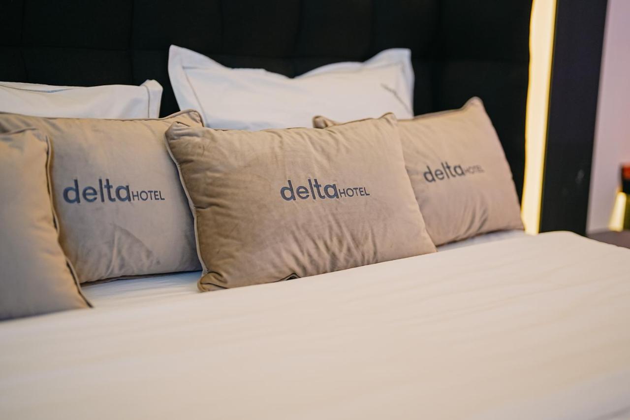 Hotel Delta Premium Дуррес Экстерьер фото
