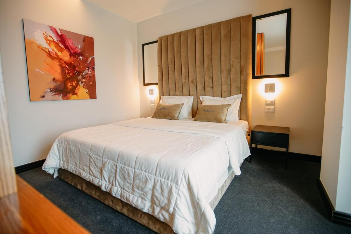 Hotel Delta Premium Дуррес Экстерьер фото