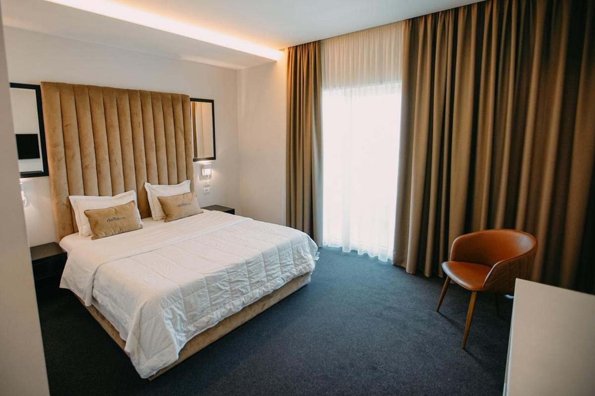 Hotel Delta Premium Дуррес Экстерьер фото