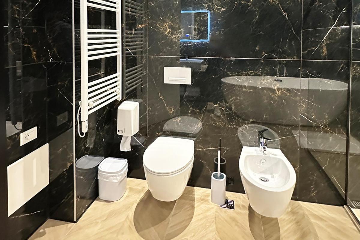 Hotel Delta Premium Дуррес Экстерьер фото