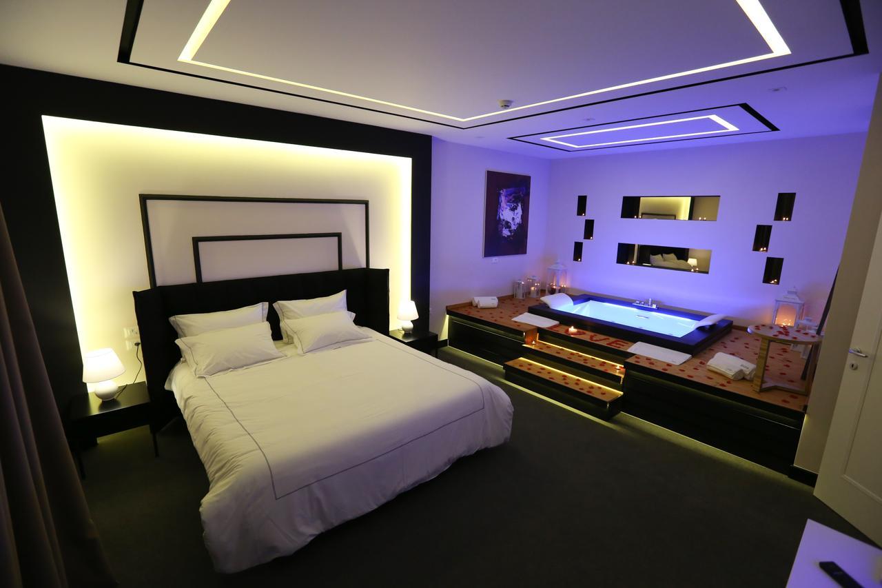 Hotel Delta Premium Дуррес Экстерьер фото